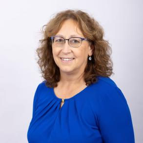 Joycelyn Hagen Headshot 