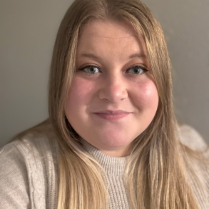 Heather Mayers - Headshot 